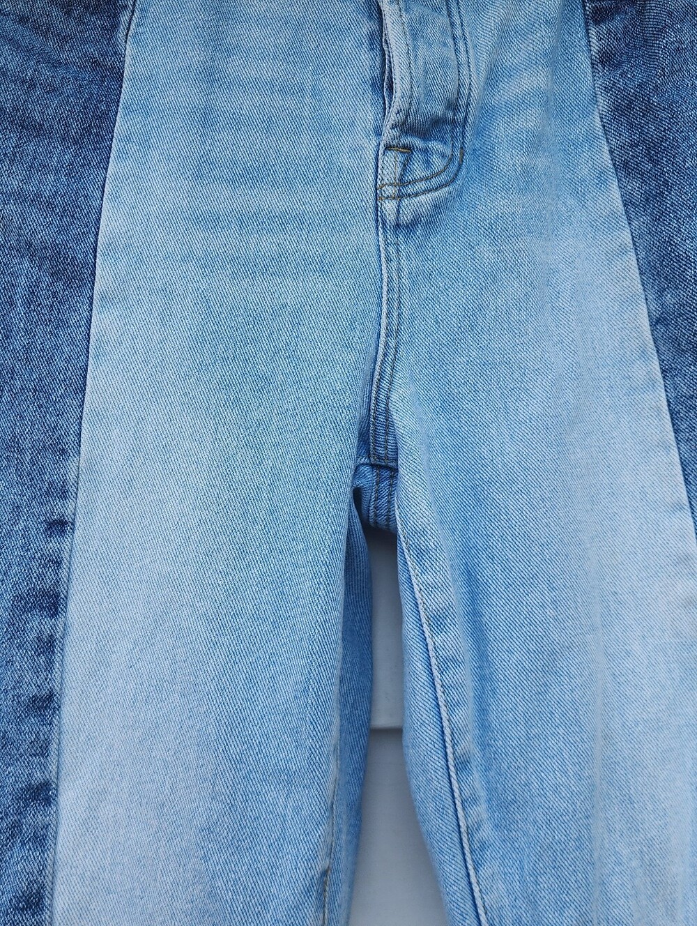 Two-Tone Blue Panel High-Waist Women’s Jeans - Picture 3 of 8